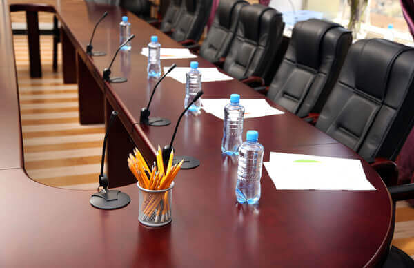 Your Guide to Shopping for Conference Room Chairs